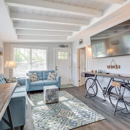 Modern Oak Island Escape 1 Mile To Long Beach! Exterior foto
