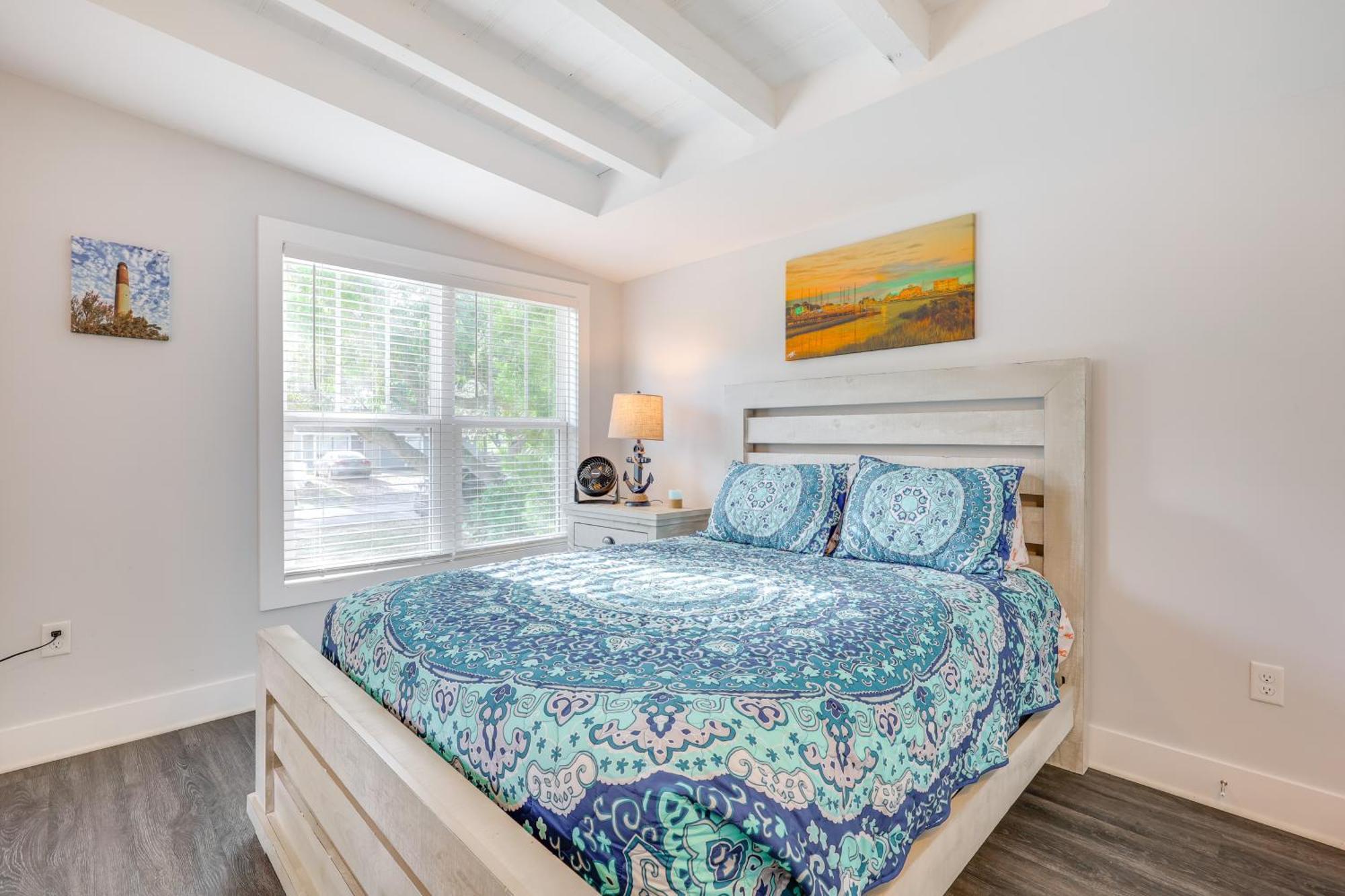 Modern Oak Island Escape 1 Mile To Long Beach! Exterior foto