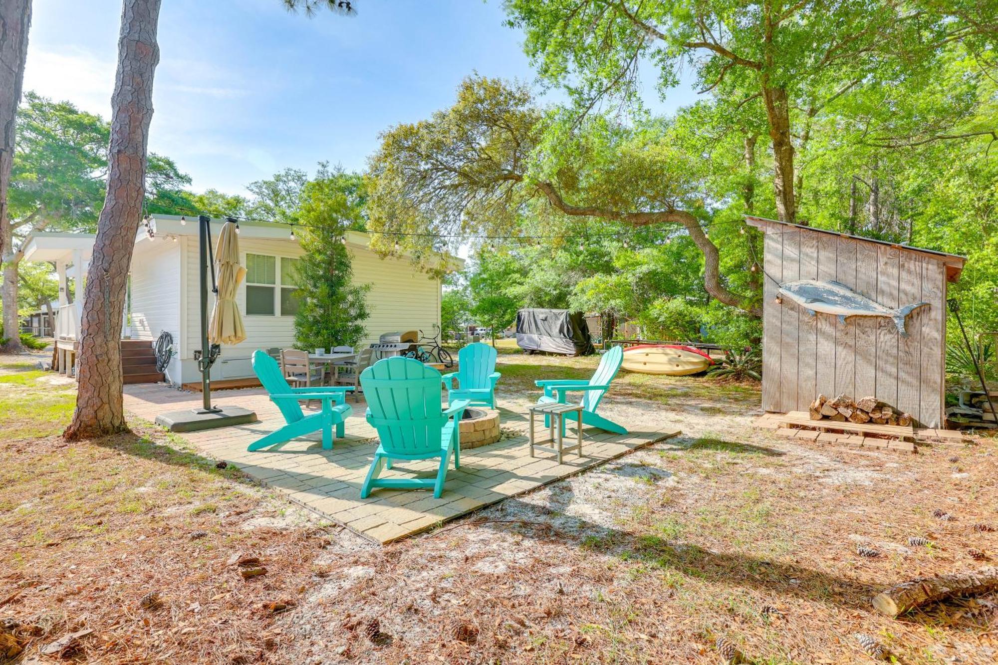 Modern Oak Island Escape 1 Mile To Long Beach! Exterior foto