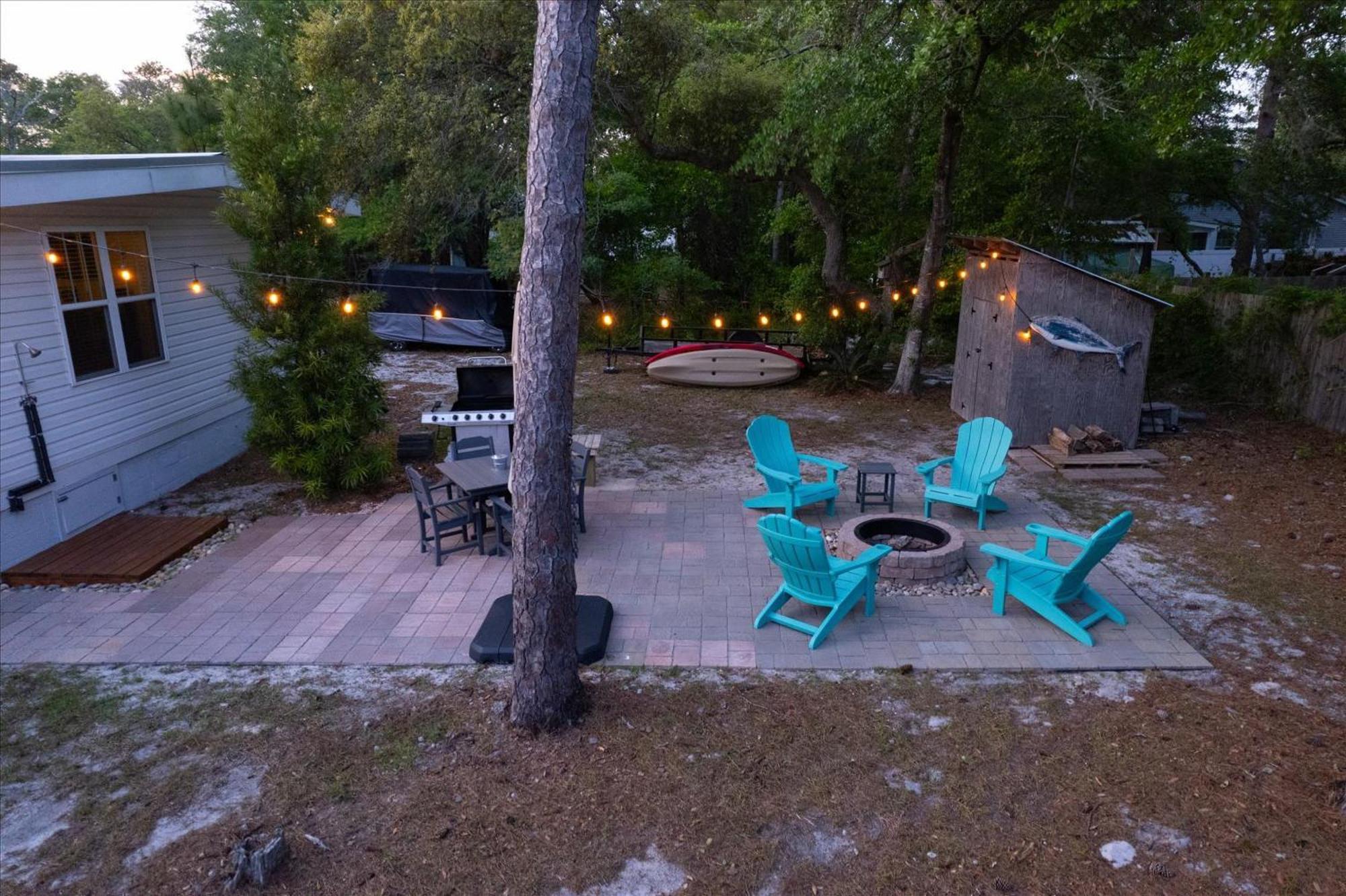 Modern Oak Island Escape 1 Mile To Long Beach! Exterior foto